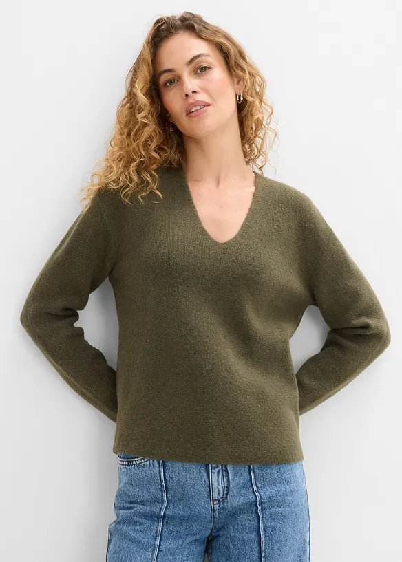 Pullover mit V-Ausschnitt in grün von vorne (im Anschnitt) - bonprix