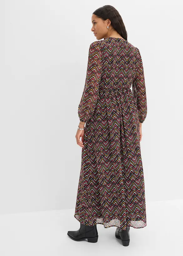 Ausgestelltes Chiffonkleid in schwarz von hinten (Totalaufnahme) - bonprix