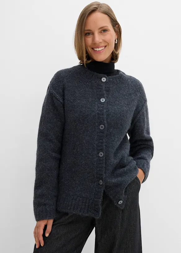 Strickjacke mit Wollanteil in grau von vorne (im Anschnitt) - bonprix