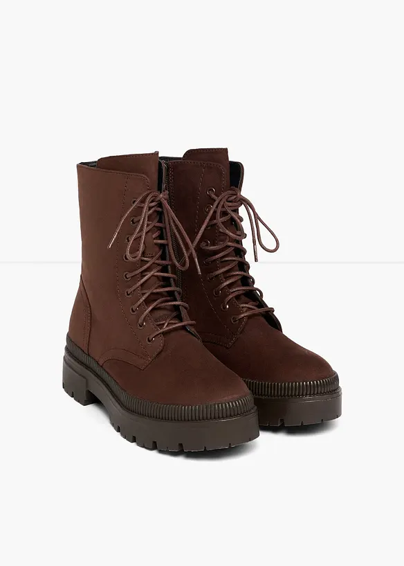 Schnürboots mit Profilsohle in braun - bonprix