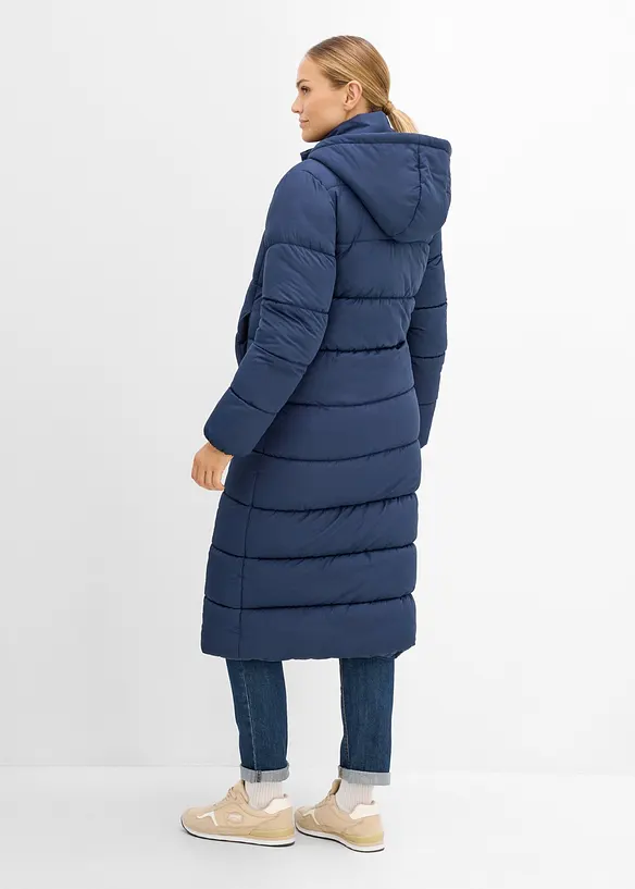 Warmer 2-in-1 Umstands-Puffermantel mit Trageeinsatz in blau von hinten (Totalaufnahme) - bonprix Warmer 2-in-1 Umstands-Puffermantel mit Trageeinsatz in blau von hinten (Totalaufnahme) - bonprix