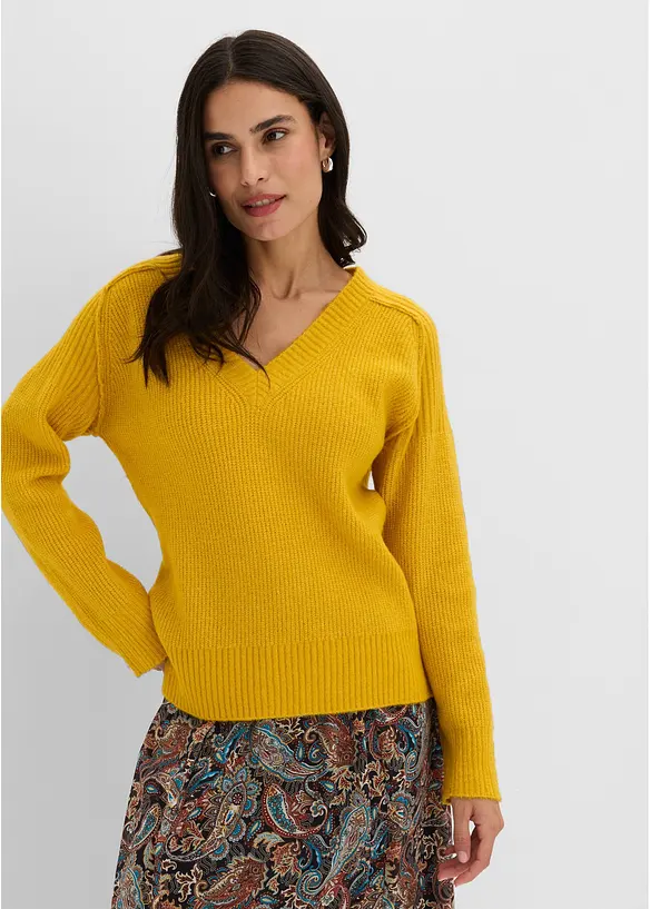 Pullover mit V-Ausschnitt in gelb von vorne (im Anschnitt) - bonprix
