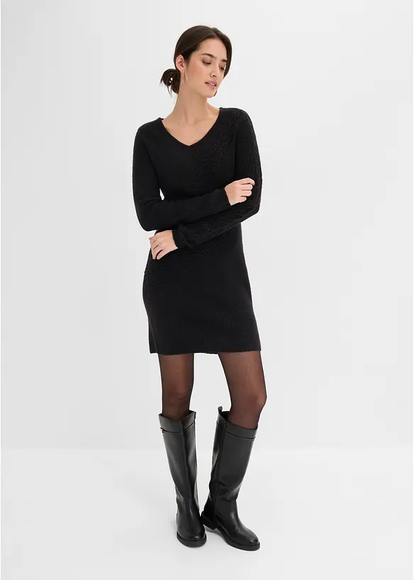 Strickkleid mit V-Ausschnitt in schwarz von vorne (Totalaufnahme) - bonprix Strickkleid mit V-Ausschnitt in schwarz von vorne (Totalaufnahme) - bonprix