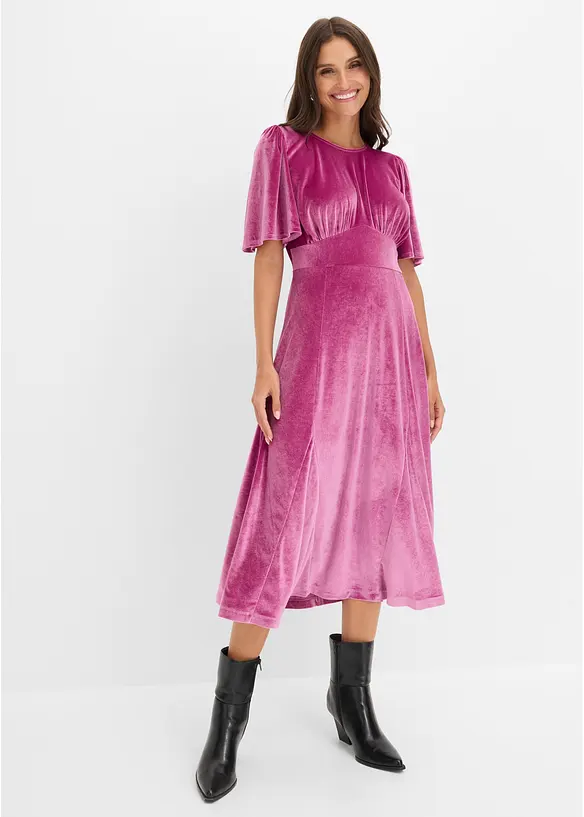 Midikleid aus softem Samt in lila von vorne (Totalaufnahme) - bonprix Midikleid aus softem Samt in lila von vorne (Totalaufnahme) - bonprix