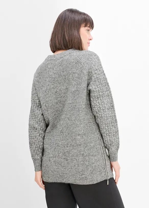 Warmer 2-in-1 Umstands- und Stillpullover in grau von hinten (im Anschnitt) - bonprix