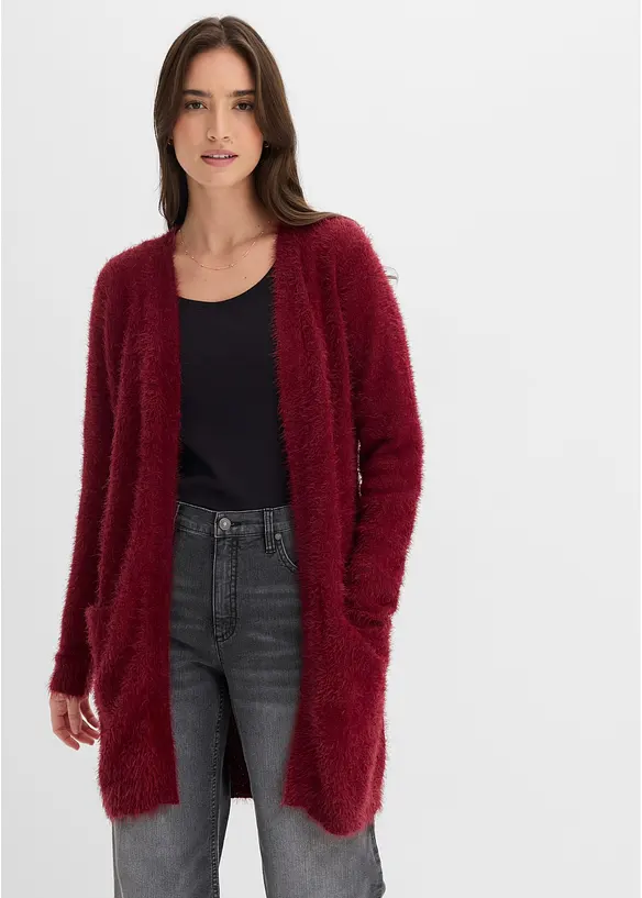 Longstrickjacke in Flauschoptik in rot von vorne (im Anschnitt) - bonprix Longstrickjacke in Flauschoptik in rot von vorne (im Anschnitt) - bonprix
