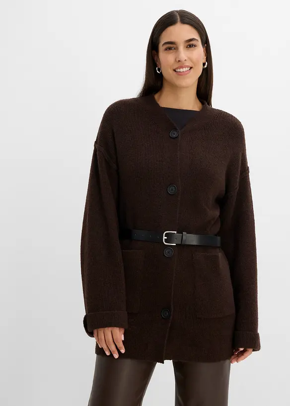 Kurzer Strickmantel mit Gürtel in braun von vorne (im Anschnitt) - bonprix