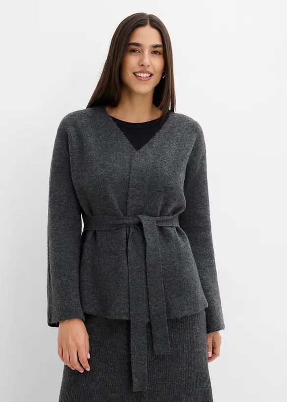Strickjacke mit Bindegürtel in grau von vorne (im Anschnitt) - bonprix Strickjacke mit Bindegürtel in grau von vorne (im Anschnitt) - bonprix