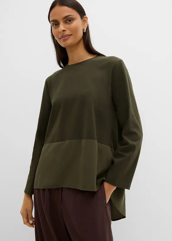 Langarmshirt aus Materialmix in grün von vorne (im Anschnitt) - bonprix