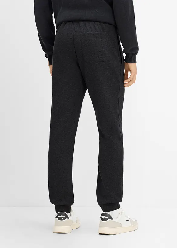 Jogginganzug (2-tlg. Set) aus reiner Baumwolle in grau von hinten (Totalaufnahme) - bonprix