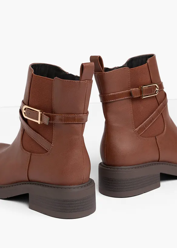 Chelsea-Boots mit Schnalle in braun - bonprix