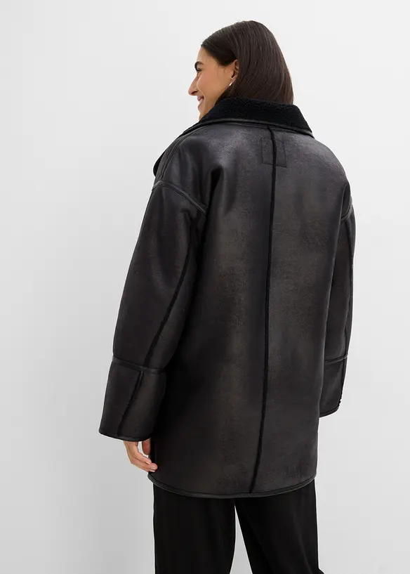 Oversized Lammfellimitat-Jacke in schwarz von hinten (im Anschnitt) - bonprix Oversized Lammfellimitat-Jacke in schwarz von hinten (im Anschnitt) - bonprix