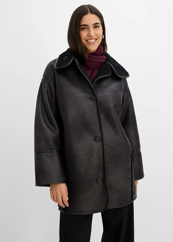 Oversized Lammfellimitat-Jacke in schwarz von vorne (im Anschnitt) - bonprix Oversized Lammfellimitat-Jacke in schwarz von vorne (im Anschnitt) - bonprix
