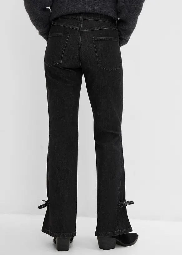 Bootcut-Jeans Mid Waist in schwarz von hinten - bonprix