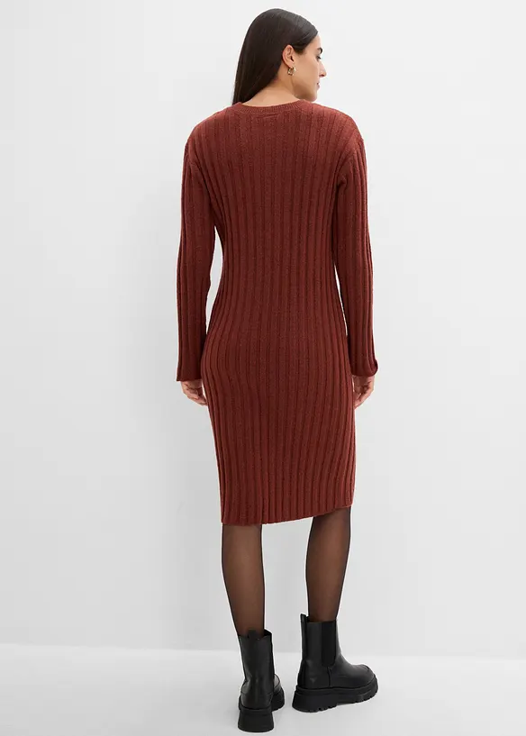 Strickkleid in braun von hinten (Totalaufnahme) - bonprix