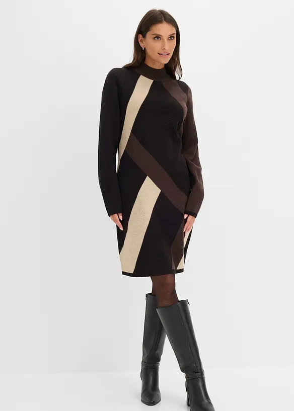 Jacquard-Strickkleid mit modernen Streifen in schwarz von vorne (Totalaufnahme) - bonprix Jacquard-Strickkleid mit modernen Streifen in schwarz von vorne (Totalaufnahme) - bonprix