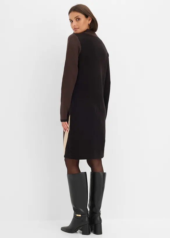 Jacquard-Strickkleid mit modernen Streifen in schwarz von hinten (Totalaufnahme) - bonprix Jacquard-Strickkleid mit modernen Streifen in schwarz von hinten (Totalaufnahme) - bonprix