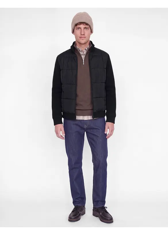 JJ REBEL Steppjacke in schwarz im Look von vorne (Totalaufnahme) - JJ REBEL