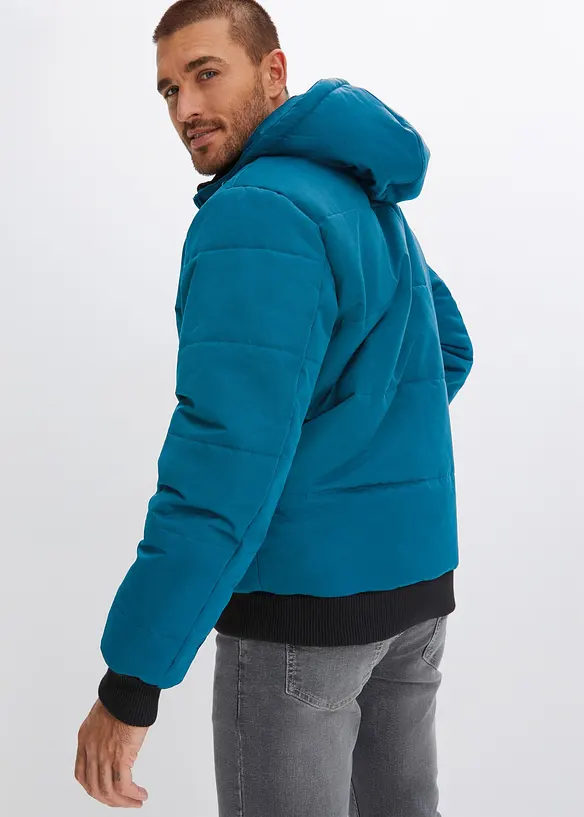 Winter-Steppjacke in Blousonform mit Kapuze in petrol von hinten (im Anschnitt) - bonprix