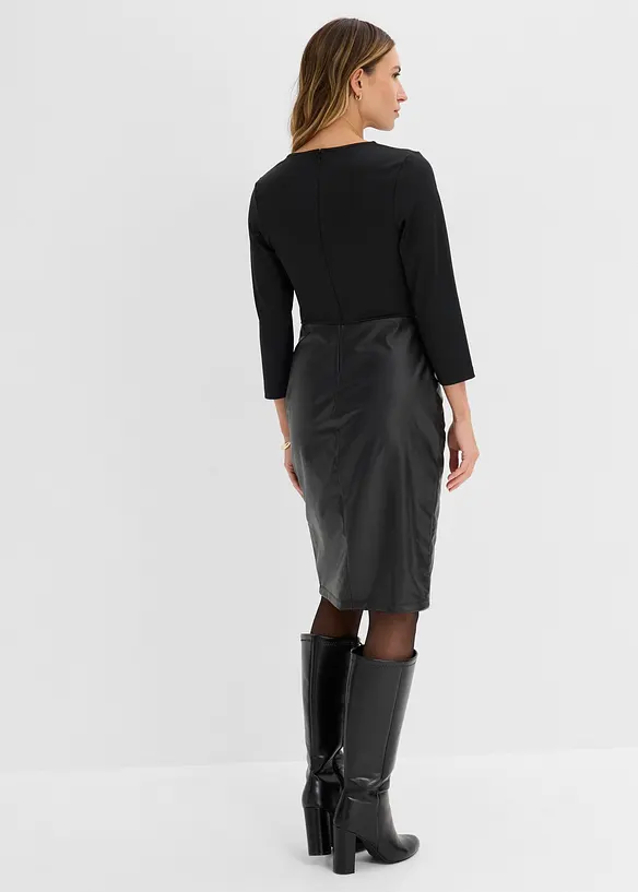 Lederimitat-Kleid mit Jersey-Oberteil in schwarz von hinten (Totalaufnahme) - bonprix Lederimitat-Kleid mit Jersey-Oberteil in schwarz von hinten (Totalaufnahme) - bonprix