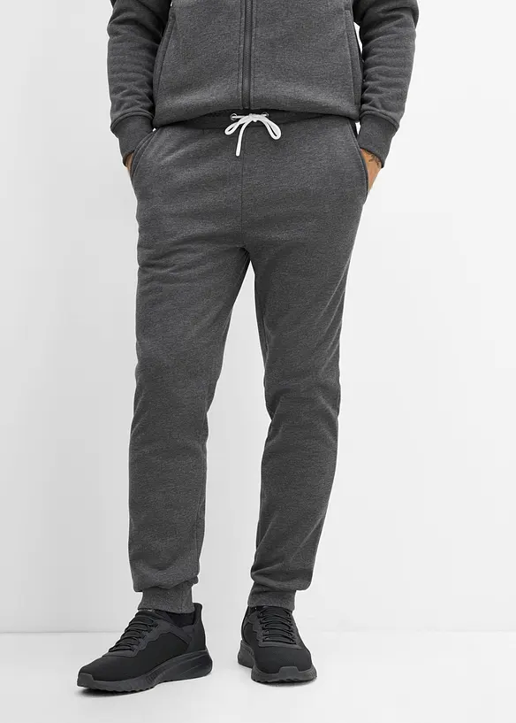 Thermo-Jogginghose mit flauschigem Teddyfleece in grau von vorne - bonprix