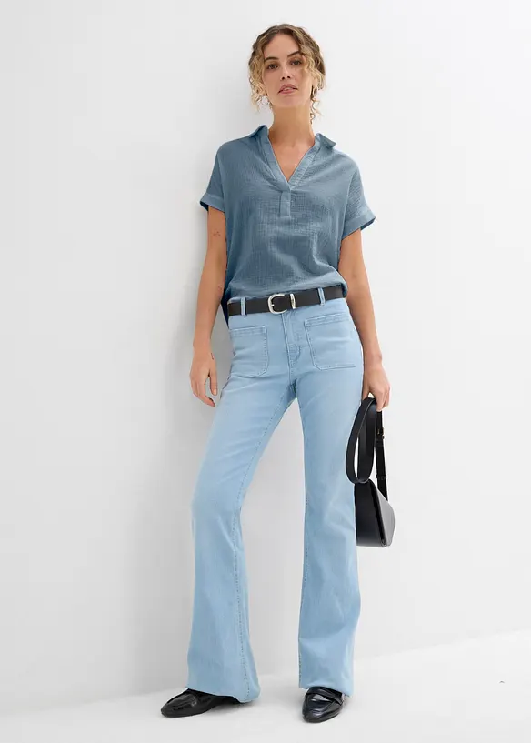 Musselin-Kurzarmbluse aus reiner Baumwolle in blau im Look von vorne (Totalaufnahme) - bonprix Musselin-Kurzarmbluse aus reiner Baumwolle in blau im Look von vorne (Totalaufnahme) - bonprix