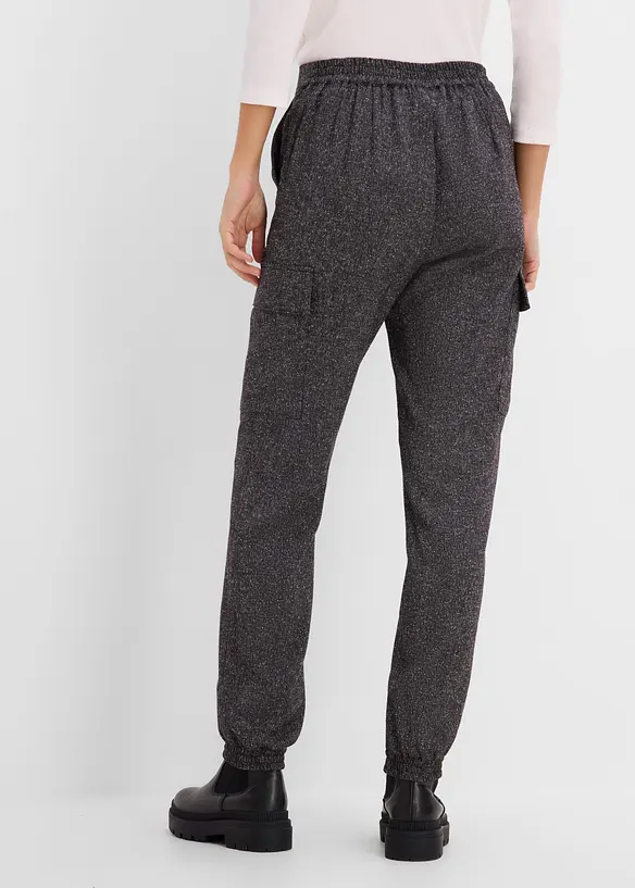 Cargohose mit Bequembund in schwarz von hinten - bonprix