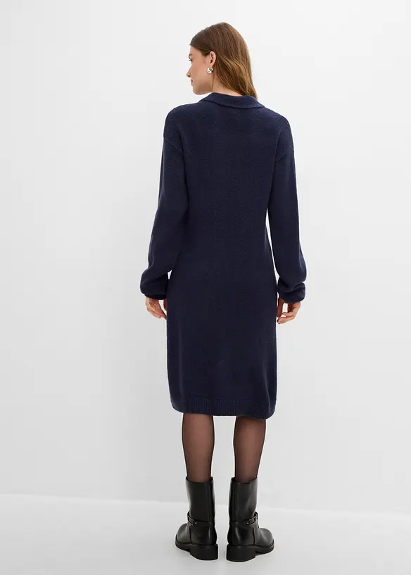 Kurzes Strickkleid mit Knopfleiste in blau von hinten (Totalaufnahme) - bonprix