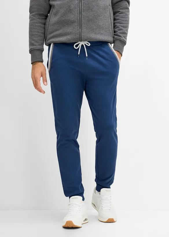 Regular Fit Jogginghose, Straight in blau von vorne - bonprix
