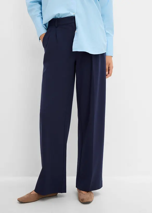 Bundfaltenhose aus bequemen Punto di Roma in blau von vorne - bonprix