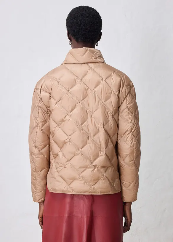 Daunenjacke mit Schal und weichem Wollbesatz (2-tlg.) in braun von hinten (im Anschnitt) - bonprix