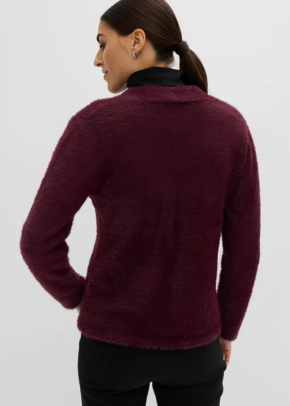 Strickjacke aus Federgarn in rot von hinten (im Anschnitt) - bonprix