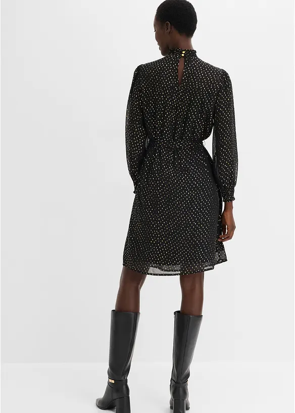 Chiffonkleid mit elegantem Gürtel in schwarz von hinten (Totalaufnahme) - bonprix