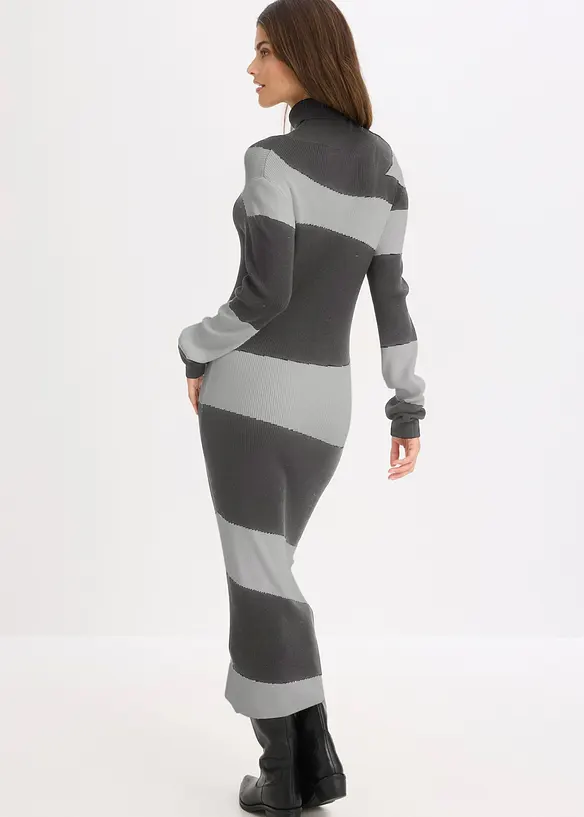 Strickkleid aus feinem Viskose-Mix in grau von hinten (Totalaufnahme) - bonprix Strickkleid aus feinem Viskose-Mix in grau von hinten (Totalaufnahme) - bonprix