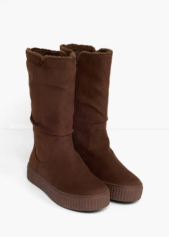 Gefütterte Stiefel in braun - bonprix