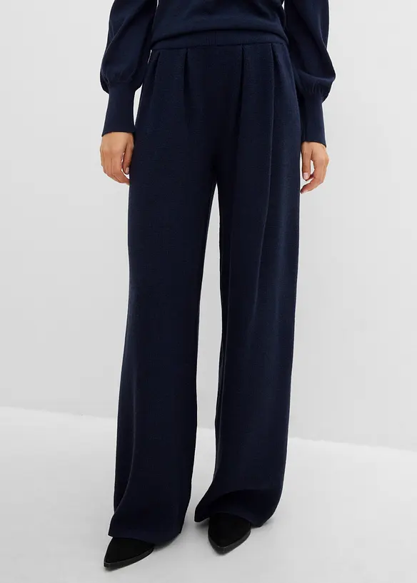 Feinstrickhose mit ausgestelltem Bein in blau von vorne - bonprix Feinstrickhose mit ausgestelltem Bein in blau von vorne - bonprix