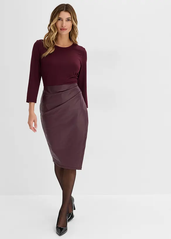 Lederimitat-Kleid mit Jersey-Oberteil in rot von vorne (Totalaufnahme) - bonprix Lederimitat-Kleid mit Jersey-Oberteil in rot von vorne (Totalaufnahme) - bonprix