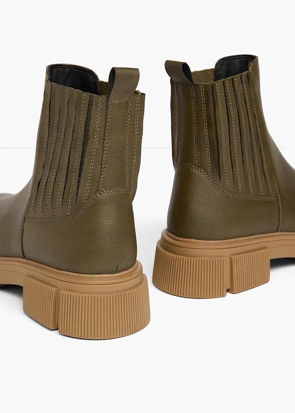 Chelsea-Boots mit Profilsohle in grün - bonprix