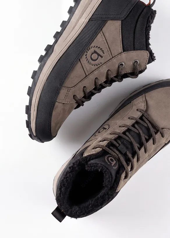 Bugatti Schnürboots mit Profilsohle in grün - Bugatti