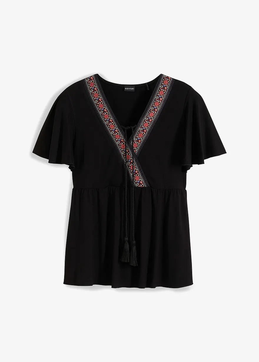 Shirt aus Viskose in schwarz von vorne - bonprix