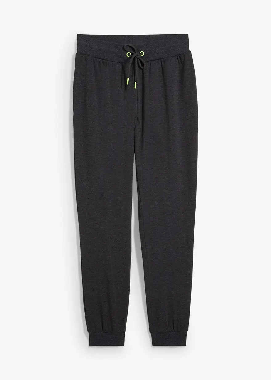 Jogginghose mit elastischen Bund in schwarz von vorne - bonprix